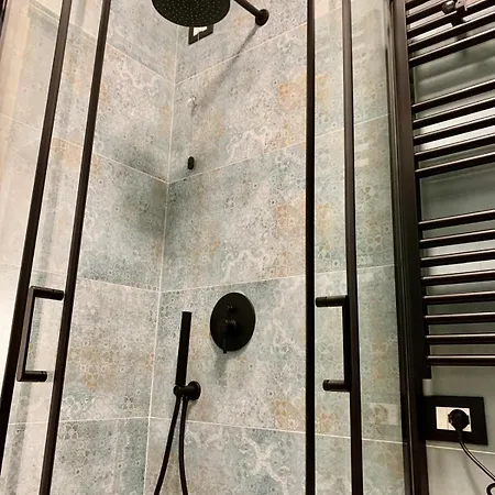 A Due Passi Dal Colosseo * Rzym